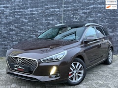 Hyundai i30 Wagon - 1.4 T-GDI Premium Panorama|BLIS|Camera|Full Keyless|Trekhaak|Carplay|Stuurflippers