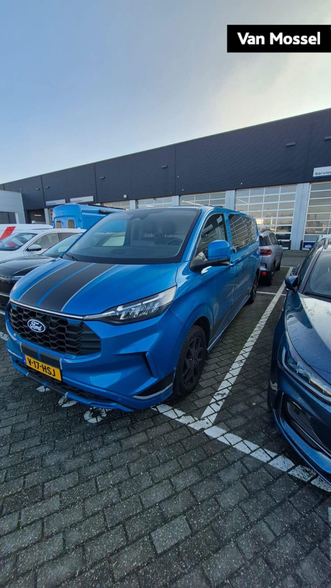 Ford Transit Custom - 300 2.0 TDCI L2H1 Sport 300 2.0 TDCI L2H1 Sport - AutoWereld.nl
