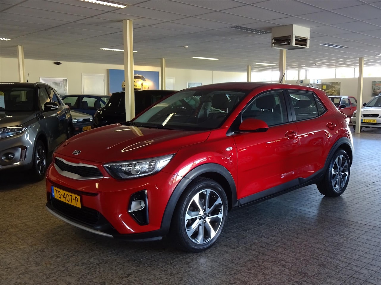 Kia Stonic - 1.0 T-GDi ComfortPlusLine Navigator 1.0 T-GDi 120PK ComfortPlusLine Navigator - AutoWereld.nl