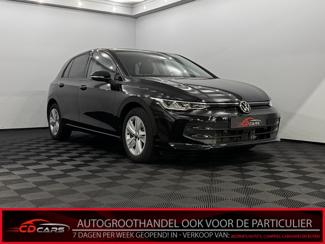 Volkswagen Golf - 1.5 TSI Life Edition Clima, Apple carplay, Parkeersensoren, Stoelverwarming, Sfeerverlicht - AutoWereld.nl
