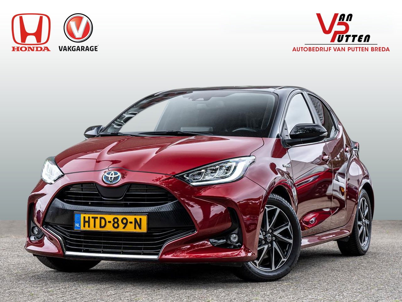 Toyota Yaris - 1.5 Hybrid Style Bi-Tone | Climate control | Automaat | Adaptive cruise control | Achterui - AutoWereld.nl