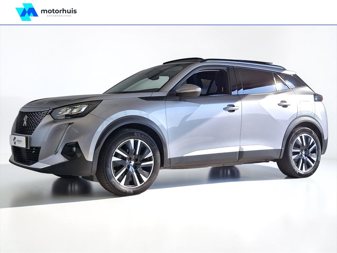 Peugeot e-2008 - EV 50kWh 136pk Allure 91% PANO LED NAVI CAMERA - AutoWereld.nl