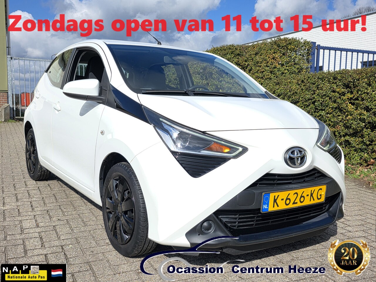 Toyota Aygo - 1.0 VVT-i x-play 1.0 VVT-i x-Play, Camera, Carplay! 31-12-2020! Zondag OPEN! - AutoWereld.nl