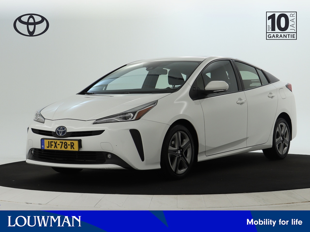 Toyota Prius - 1.8 Hybrid First Edition | Navigatie | JBL | - AutoWereld.nl