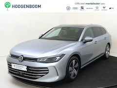 Volkswagen Passat Variant - 1.5 eHybrid Business | Trekhaak | Adaptieve demping systeem | 3-zone airco | Head-up displ