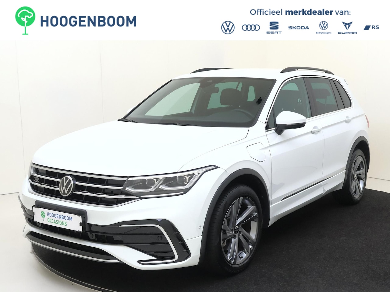 Volkswagen Tiguan - 1.4 TSI eHybrid R-Line Business | SoH 86% | 360 camera | Adaptieve cruise control | 3-zone - AutoWereld.nl