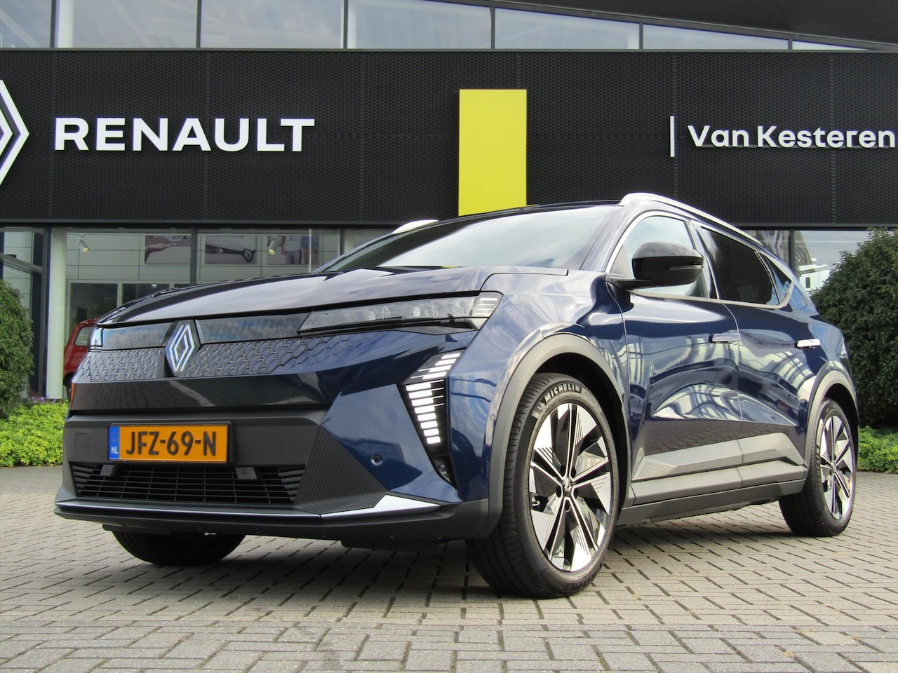 Renault Scenic E-Tech - EV87 220pk long range Techno / Pack Comfort Premium / Demo Auto / Informeer naar beschikba - AutoWereld.nl