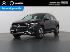 Mercedes-Benz GLA-Klasse - 250 e Luxury Line | Trekhaak | Verwarmd stuur | Winter pakket | 11 KW laden | Stoelverwarm