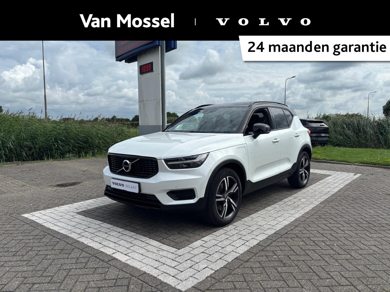 Volvo XC40 - T5 Recharge R-Design | Keyless Entry | Leder | Harman/Kardon | Apple Carplay | Trekhaak | - AutoWereld.nl