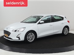 Ford Focus - 1.0 EcoBoost Titanium | Automaat | Carplay | Navigatie | Keyless | Climate control | Parke