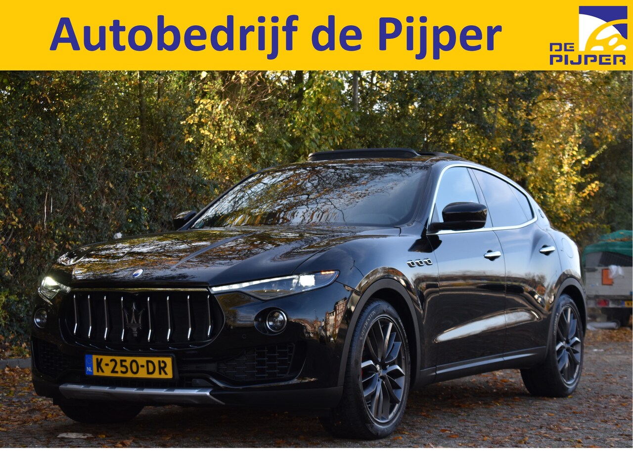 Maserati Levante - 3.0 V6 AWD GranLusso 350 pk Facelift Driver ass.Pack 1 | Open dak | Harman/Kardon | Camera - AutoWereld.nl