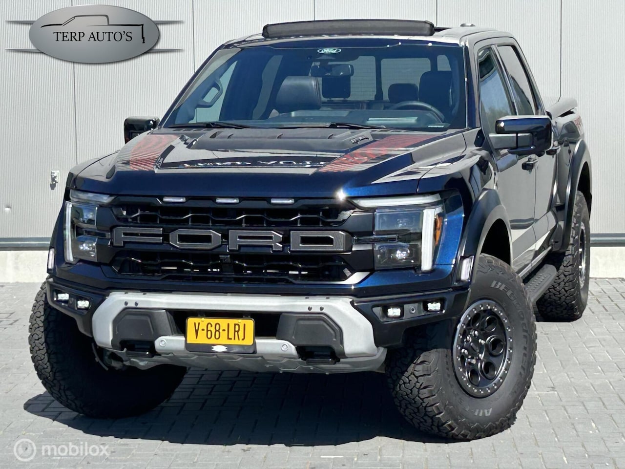 FORD F-150 RAPTOR