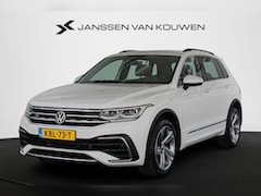 Volkswagen Tiguan - 1.4 TSI eHybrid R-Line Business+ Panoramadak Trekhaak Winter Pakket