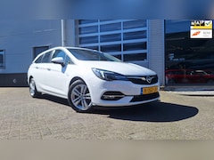 Opel Astra Sports Tourer - 1.2 Business Edition/Navigatie/Led/Trekhaak/LM velgen/Cruise/Enz
