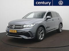 Volkswagen Tiguan Allspace - 1.5 TSI R-Line 7p. Automaat - Camera - 7 pers. - IQ light - Navigatie - ACC - Park Assist