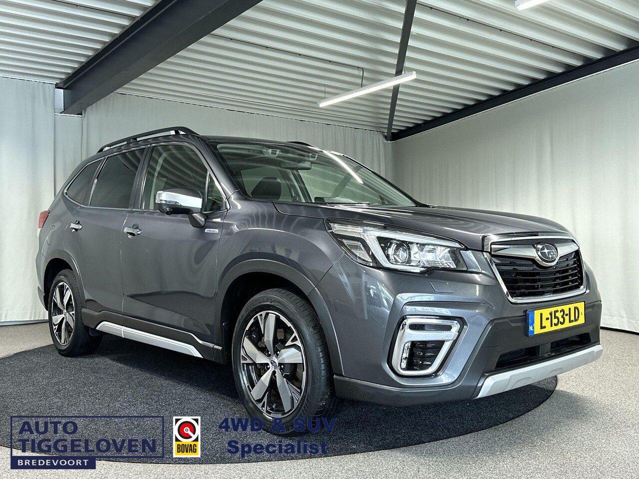 Subaru Forester - 2.0i e-BOXER First Edition Automaat | Trekhaak | Leder | Memory - AutoWereld.nl