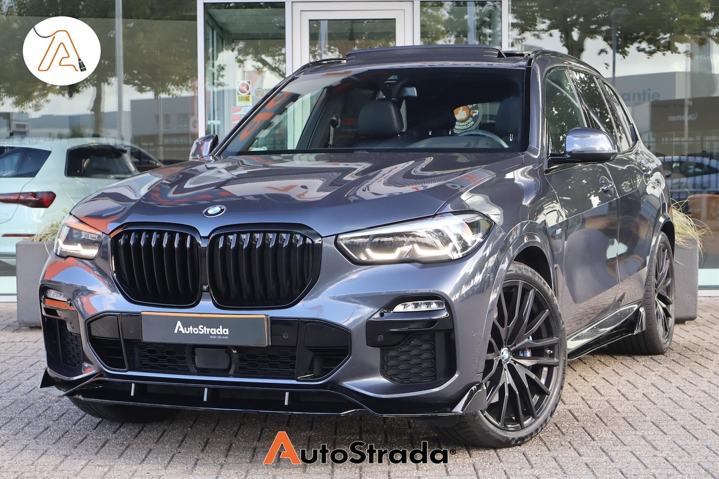 BMW X5 - (g05) xDrive45e 394pk | Skylounge | Harman/Kardon | TV Scherm | 360 Camera | Trekhaak | So - AutoWereld.nl