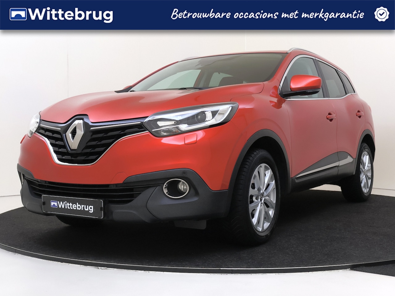 Renault Kadjar - TCe 130 Intens | R-Link Navigatie | Parkeerhulp | 1500kg Trekgewicht - AutoWereld.nl