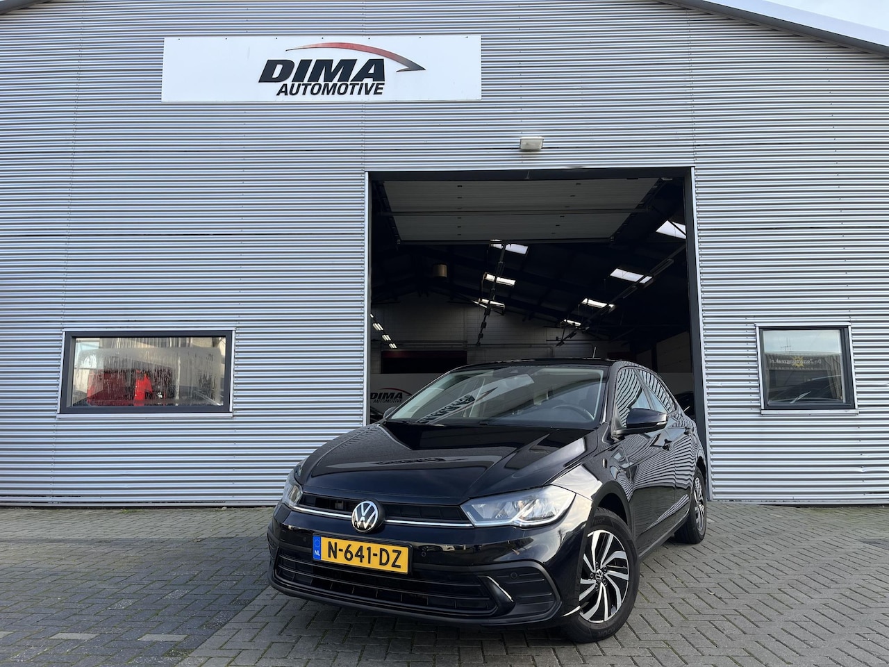 Volkswagen Polo - 1.0 TSI Life / LED / Car-Play - AutoWereld.nl