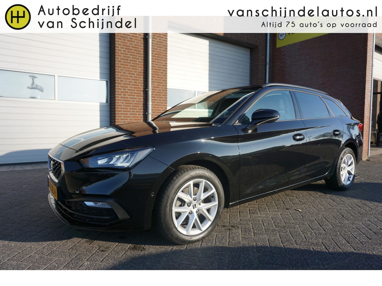 SEAT Leon Sportstourer - 1.5 TSI STYLE NAVIGATIE ANDROID-APPLECARPLAY DIGITALE COCKPIT LED ECC AIRCO CRUISECONTROL - AutoWereld.nl