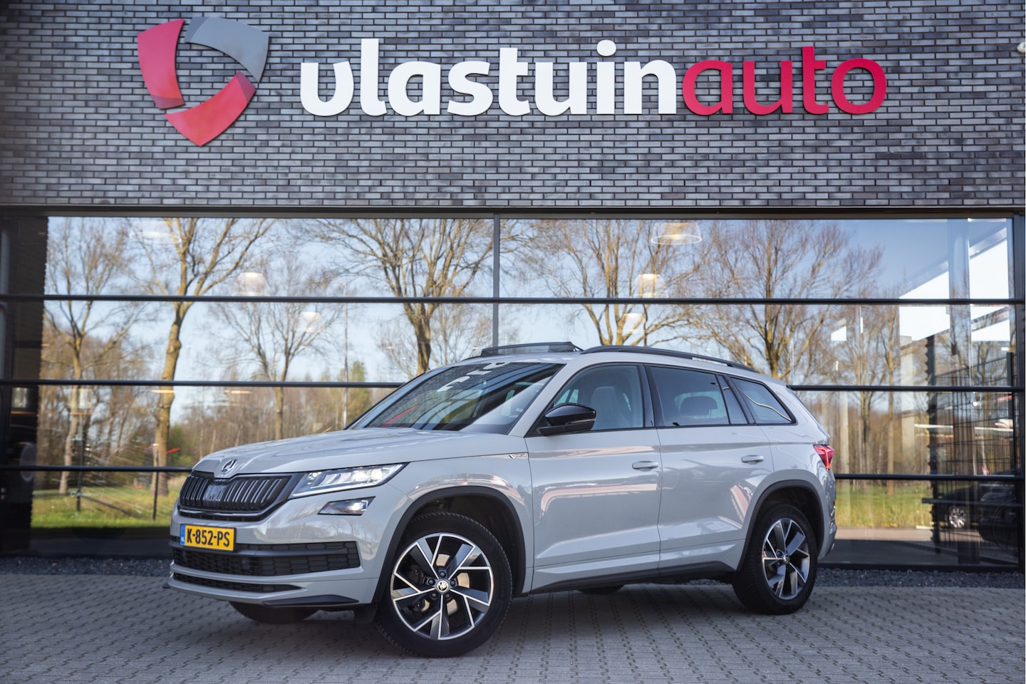 Skoda Kodiaq - 1.5 TSI Sportline Business 7p. 1.5 TSI Sportline Business 7p. , Panoramadak, Trekhaak, Adap. cruise, - AutoWereld.nl