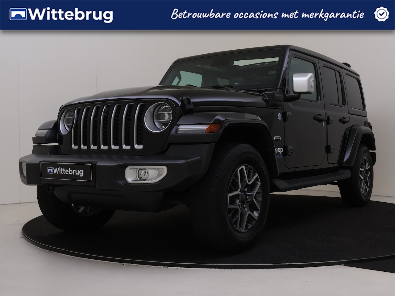 Jeep Wrangler Unlimited - 4xe 380PK Sahara PLUG IN HYBRIDE | NAVIGATIE | STOERE AUTO! - AutoWereld.nl