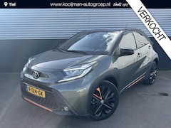 Toyota Aygo X - 1.0 VVT-i S-CVT Limited Zeer lage KM stand Parkeersensoren, JBL, achteruitrij camera, stoe