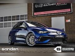 Volkswagen Golf - 2.0 TSI R 4Motion|440pk|Akra|Pano|H/K|Drift