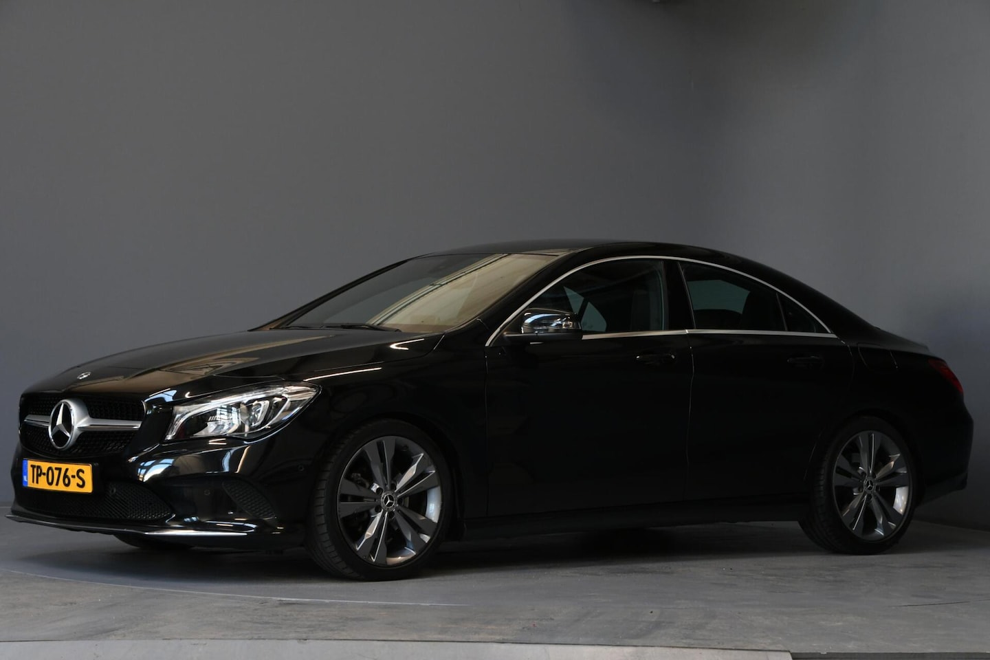 Mercedes-Benz CLA-Klasse - 180 Business Solution AIRCO | CRUISE | NAV - AutoWereld.nl