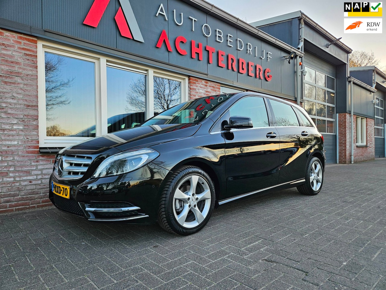 Mercedes-Benz B-klasse - 180 Ambition Automaat! Leer! NAP! Xenon! Mooie/Nette Auto Airco! Cruise Control! - AutoWereld.nl