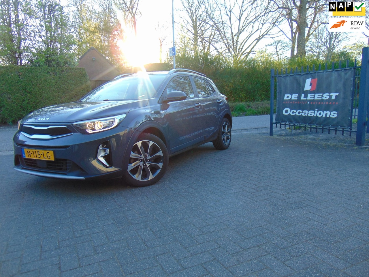 Kia Stonic - 1.0 T-GDi MHEV DynamicLine Apple / Android - AutoWereld.nl