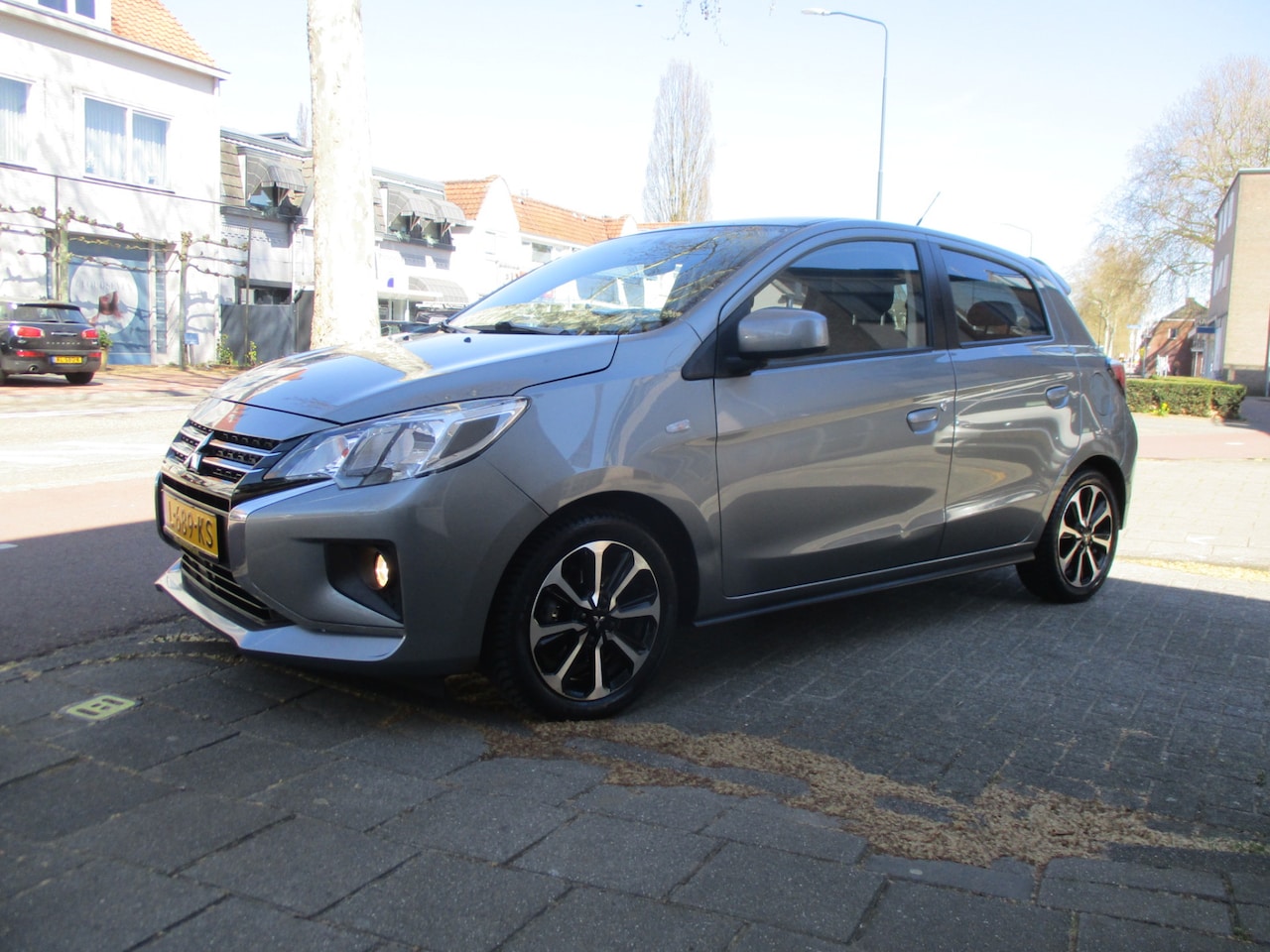 Mitsubishi Space Star - 1.2 Instyle 5-drs / AUTOMAAT / AIRCO / NAVI / CAMERA / NW-STAAT / 47dkm - AutoWereld.nl