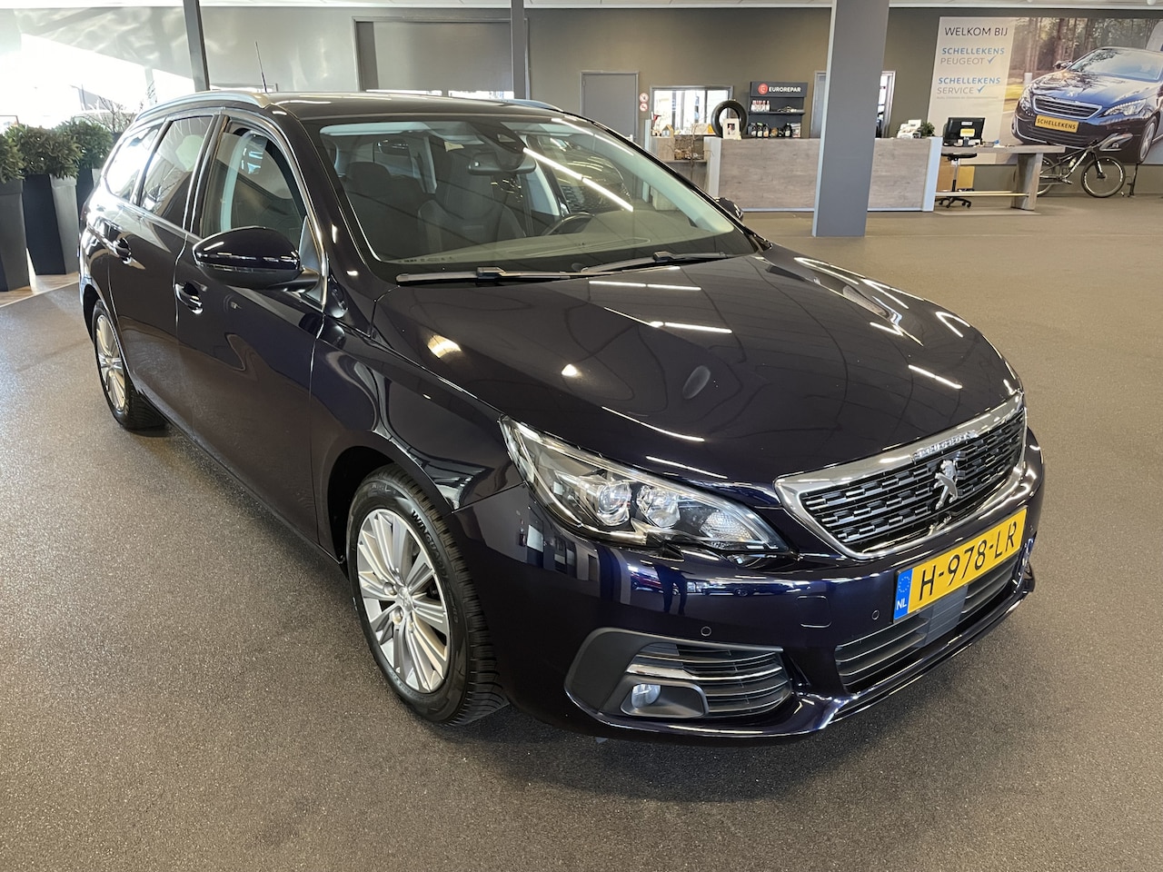 Peugeot 308 SW - 1.2 PureTech Allure Premium NAVIGATIE-PANORAMADAK-CLIMATE CONTROL- - AutoWereld.nl