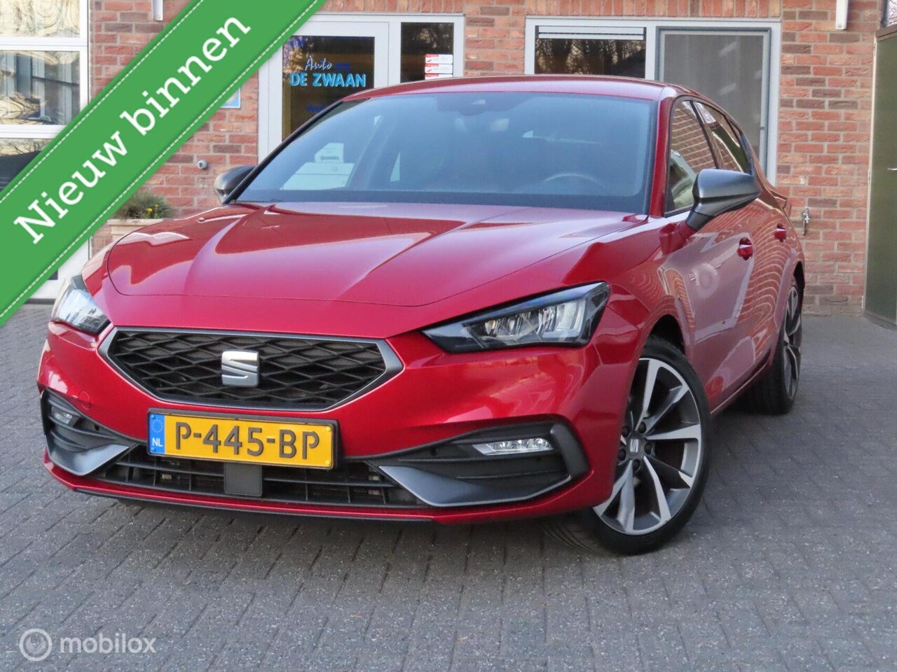 SEAT Leon - 1.5 eTSI FR Business Intense 1.5 eTSI FR Business Intense - AutoWereld.nl