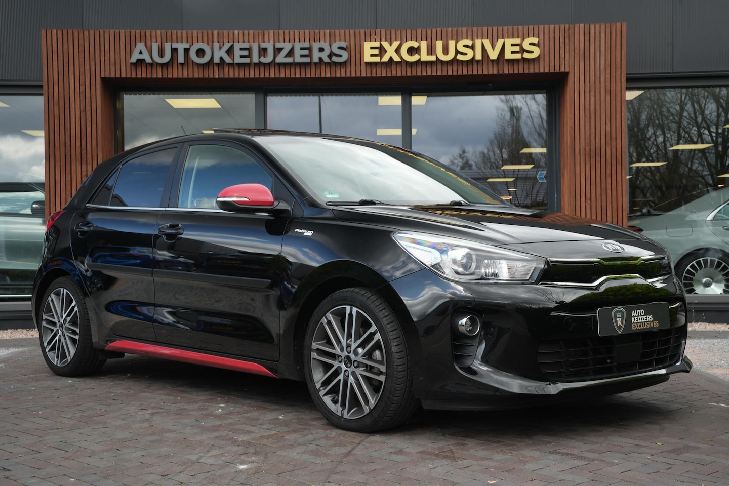 Kia Rio - 1.0 TGDI Platinum Edition Schuifdak Cruise Clima Stuurverw. Leer - AutoWereld.nl