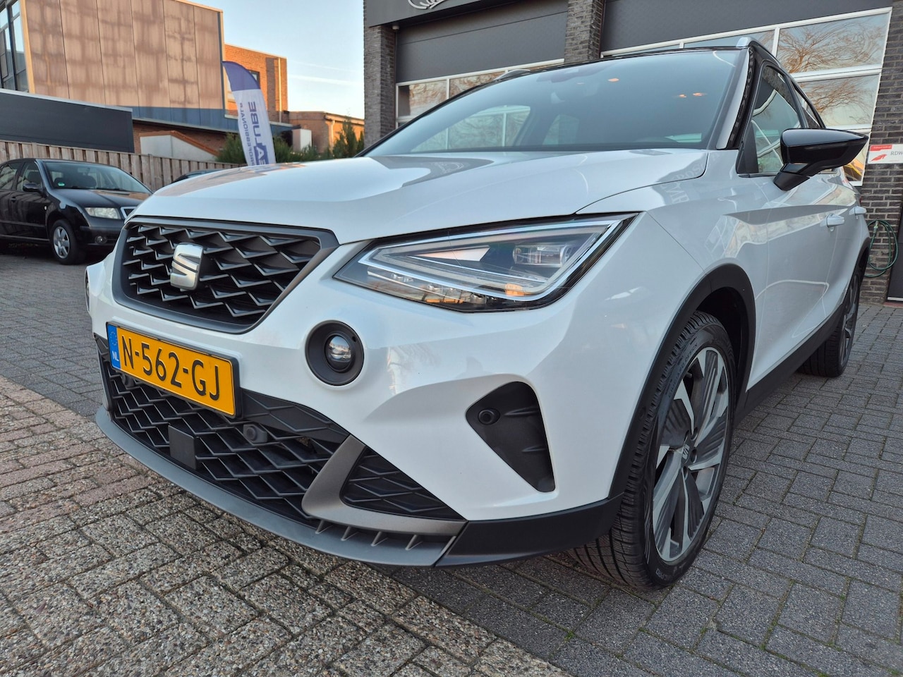 SEAT Arona - 1.0 TSI FR Business Intense 1.0 TSI FR Business Intense - AutoWereld.nl