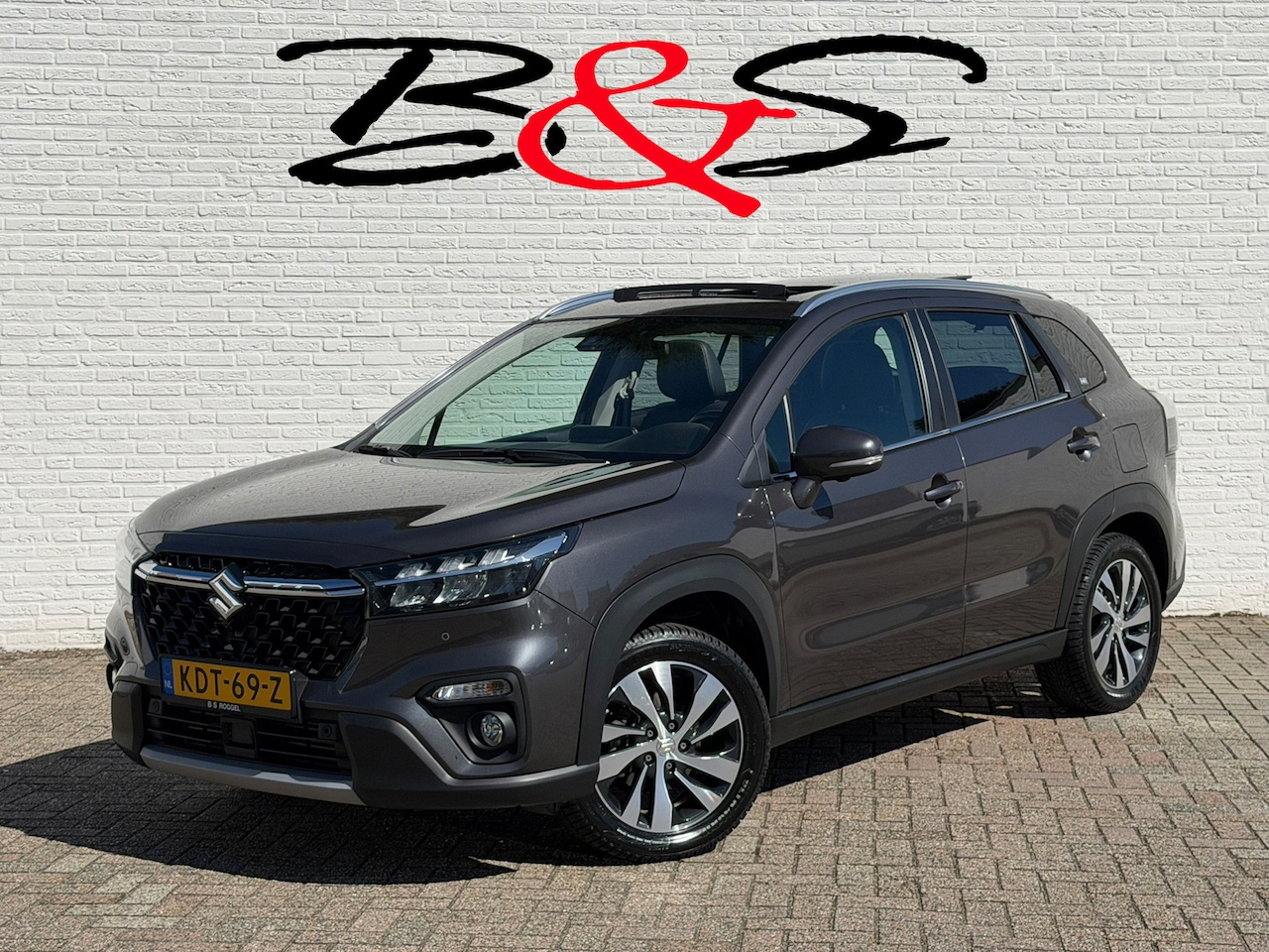 Suzuki S-Cross - 1.4 Boosterjet Hybrid Automaat Led 360 Camera + Pdc Stoelverwarming Cruise Carplay Panoram - AutoWereld.nl