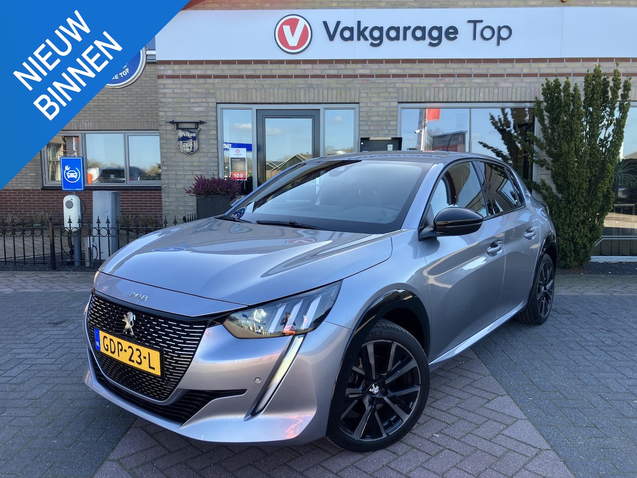 Peugeot 208 - 1.2 PureTech GT | Trekhaak | Camera | LED | Leder - AutoWereld.nl