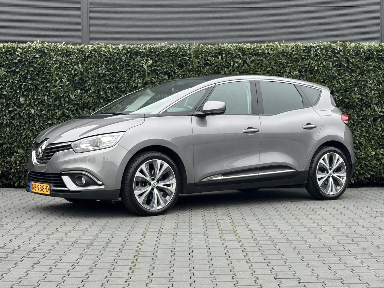 Renault Scénic - 1.2 TCe Intens 1.2 TCe INTENS, NL AUTO, NAP LOGISCH, PANORAMADAK, NAVI, CRUISE, LEDER, LED, PDC, DODEHOEK - AutoWereld.nl