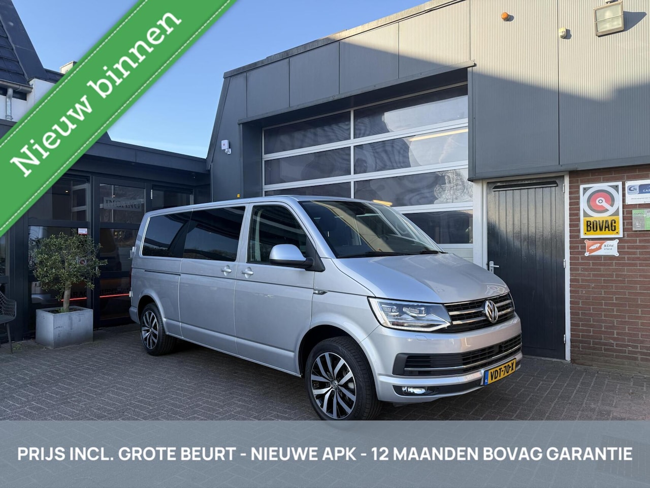 Volkswagen Transporter - 2.0 TDI L2H1 DC Highline CARPLAY/TH *INCL. BEURT EN 12 MND BOVAG* - AutoWereld.nl