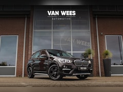 BMW X1 - sDrive18i Centennial High Executive X-line | 2e eigenaar | Stuurverwarming | LED | Stoelve