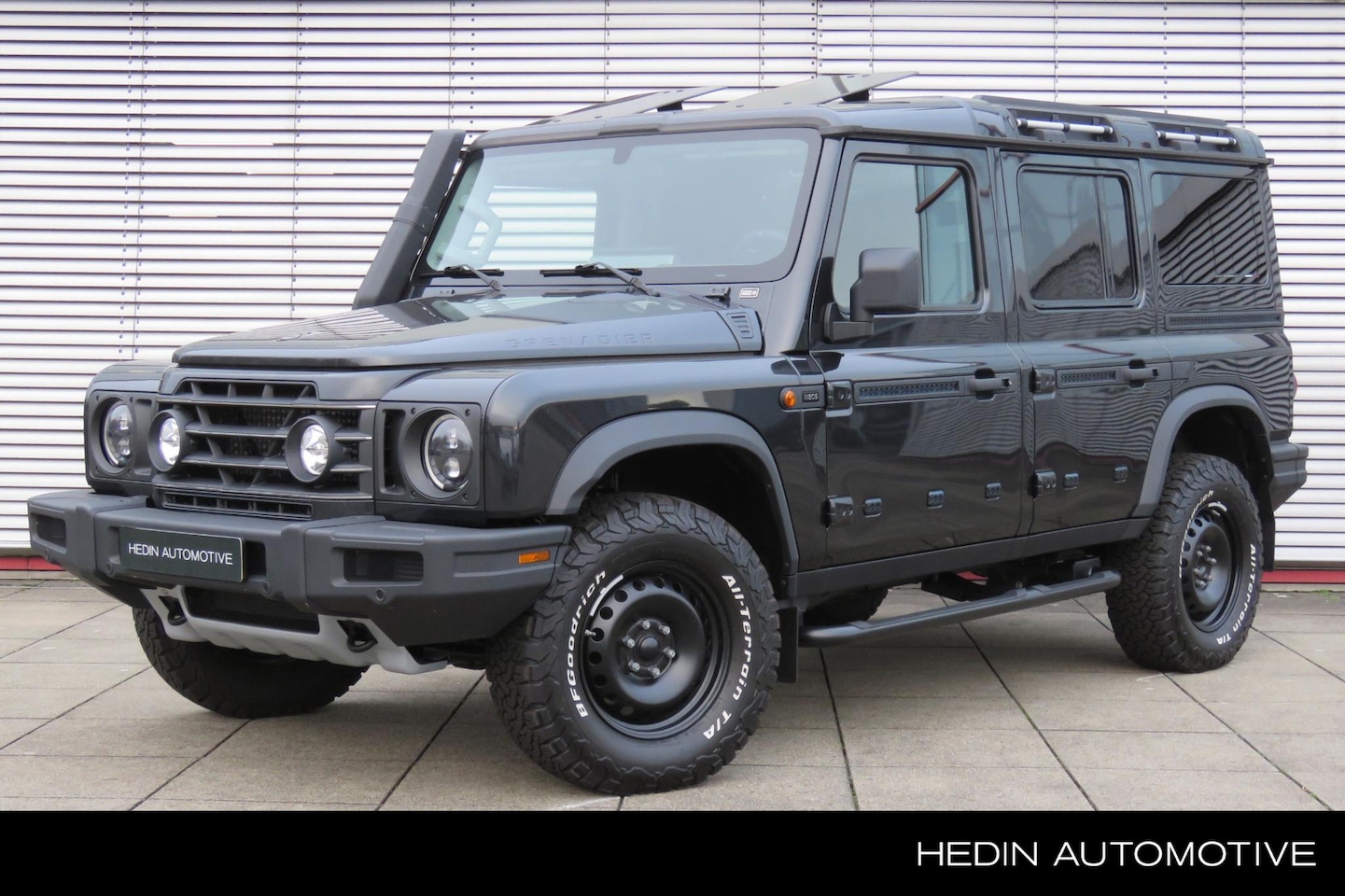 INEOS Grenadier - 3.0 Turbo-Diesel 6-cilinder 4x4 Trailmaster | Differentieel lock voor + achter | Safari ru - AutoWereld.nl