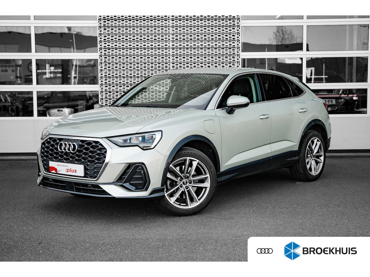Audi Q3 Sportback - 45 TFSI e Advanced Edition 45 TFSI e Advanced Edition - AutoWereld.nl