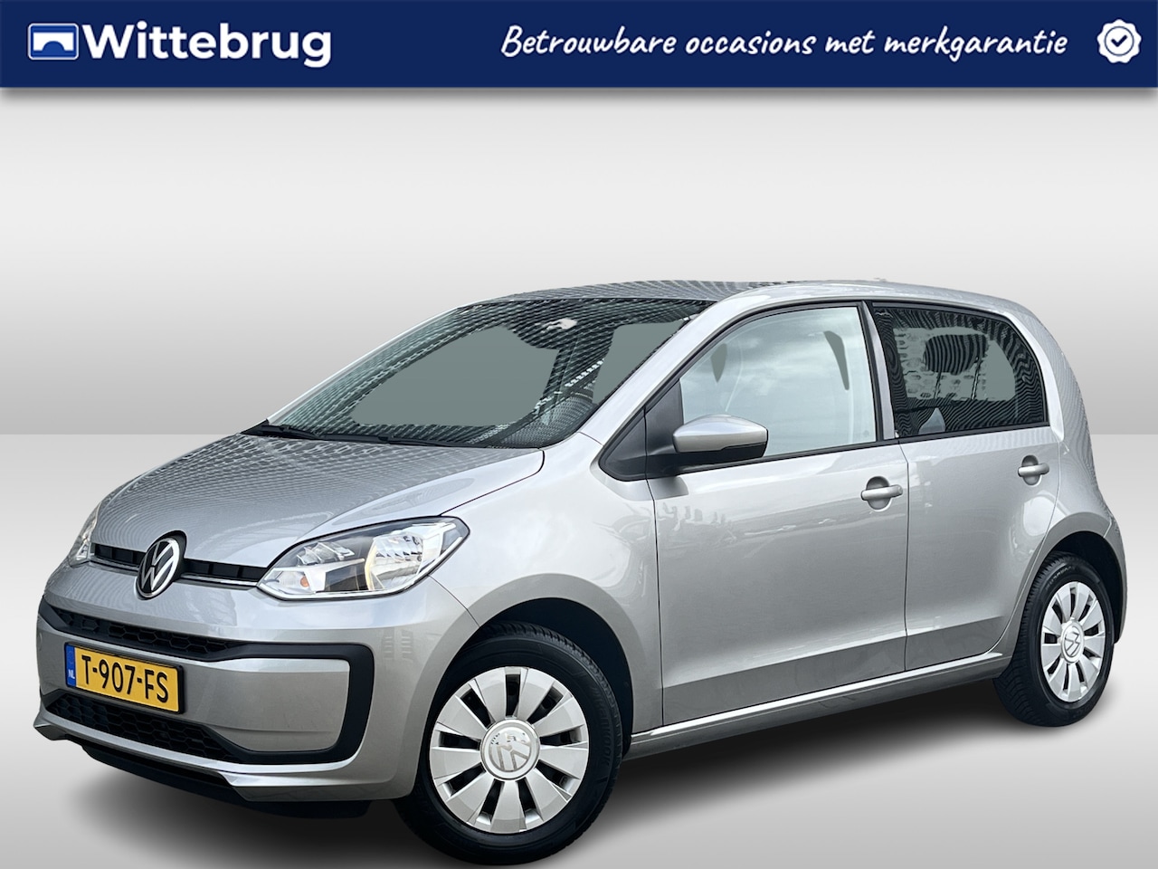Volkswagen Up! - 1.0 / Airco / Reserve wiel / Fabriekgarantie 6-27 /  DAB / ** - AutoWereld.nl