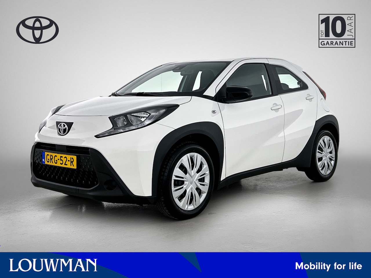 Toyota Aygo X - 1.0 VVT-i S-CVT Play | NL-Auto | Airco | Parkeercamera | Dealeronderhouden | - AutoWereld.nl