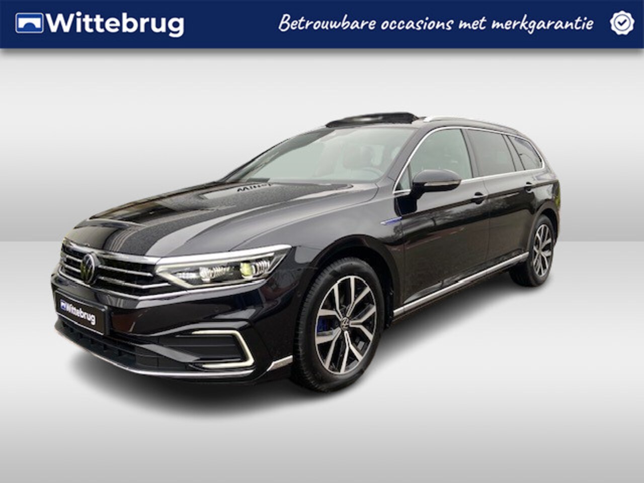 Volkswagen Passat Variant - 1.4 TSI PHEV GTE Business / PANODAK / 17"LMV / CAMERA / NAVI / APP.Connect - AutoWereld.nl