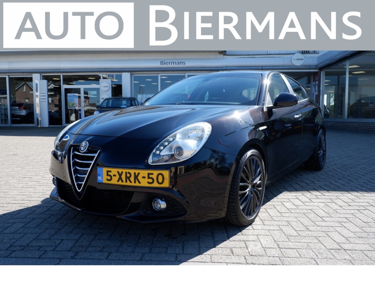 Alfa Romeo Giulietta - 1.4 T Dist. Lusso / INCL. 12mnd BOVAG / 18 INCH - AutoWereld.nl