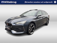 CUPRA Leon Sportstourer - 1.4 e-Hybrid 204PK DSG VZ Performance / Panoramadak / Parkeersensoren achter / Navigatie /