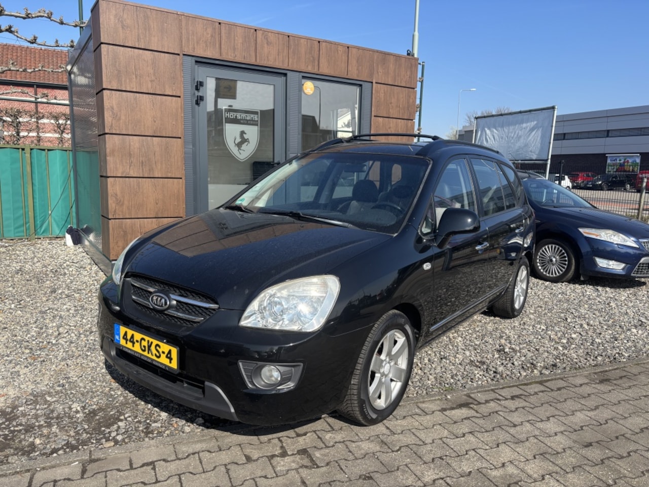 Kia Carens - NWE APK ! 7 PERSOONS - AutoWereld.nl