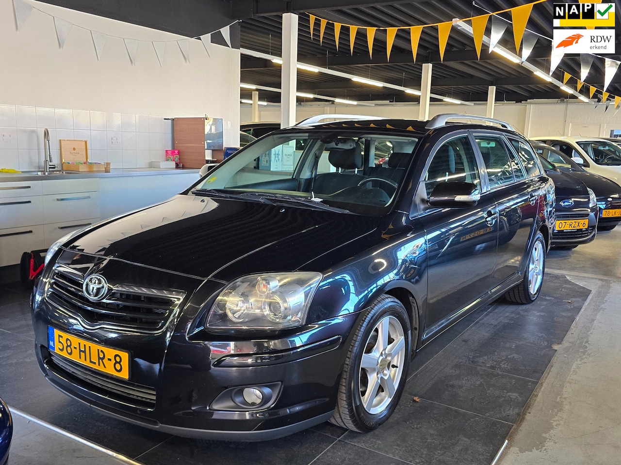 Toyota Avensis Wagon - 1.8 VVTi Luna Business/AIRCO/CRUISE/ - AutoWereld.nl